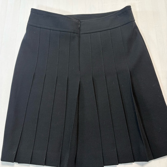 Dresses & Skirts - Akris Punto black pleated skirt